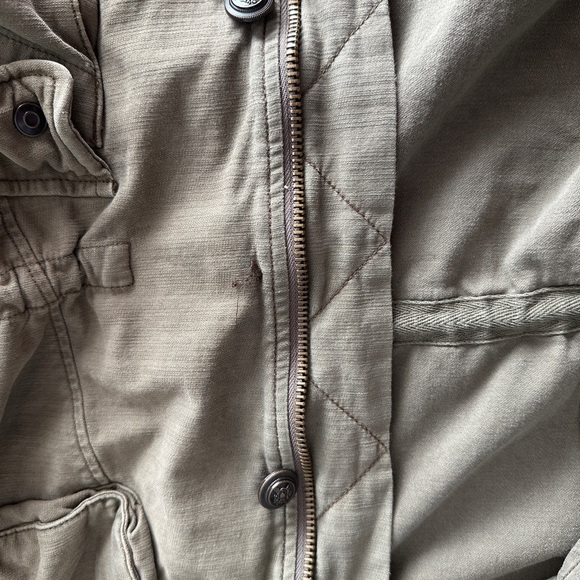 Army green military style jacket - Picture 13 of 17